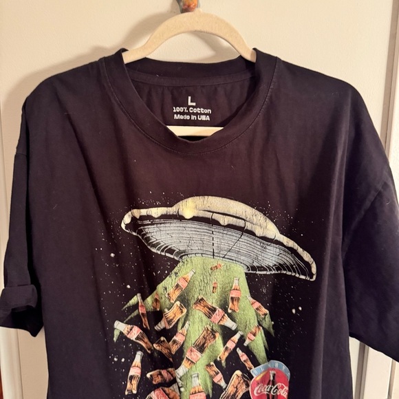 VINTAGE reproduction Coca Cola ufo t-shirt - Picture 4 of 4
